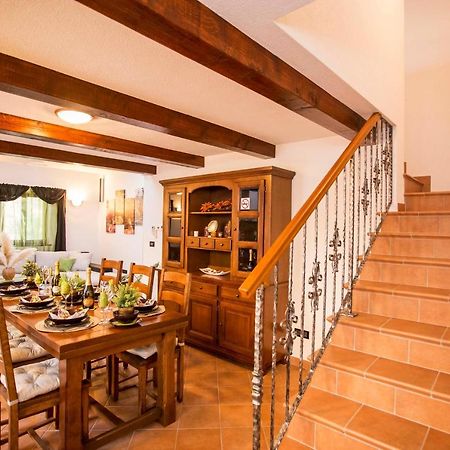 Holiday House Alex روفينج المظهر الخارجي الصورة