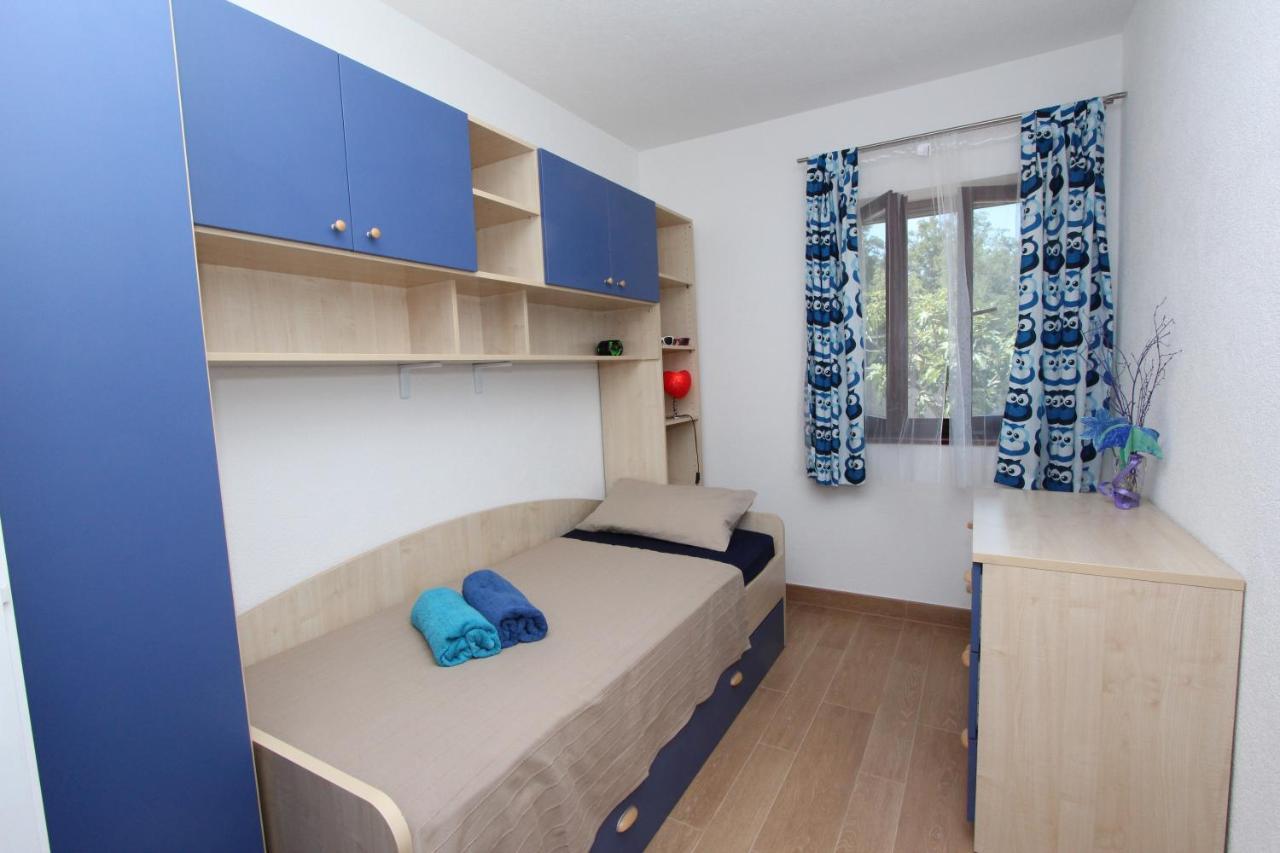 Holiday House Alex روفينج المظهر الخارجي الصورة