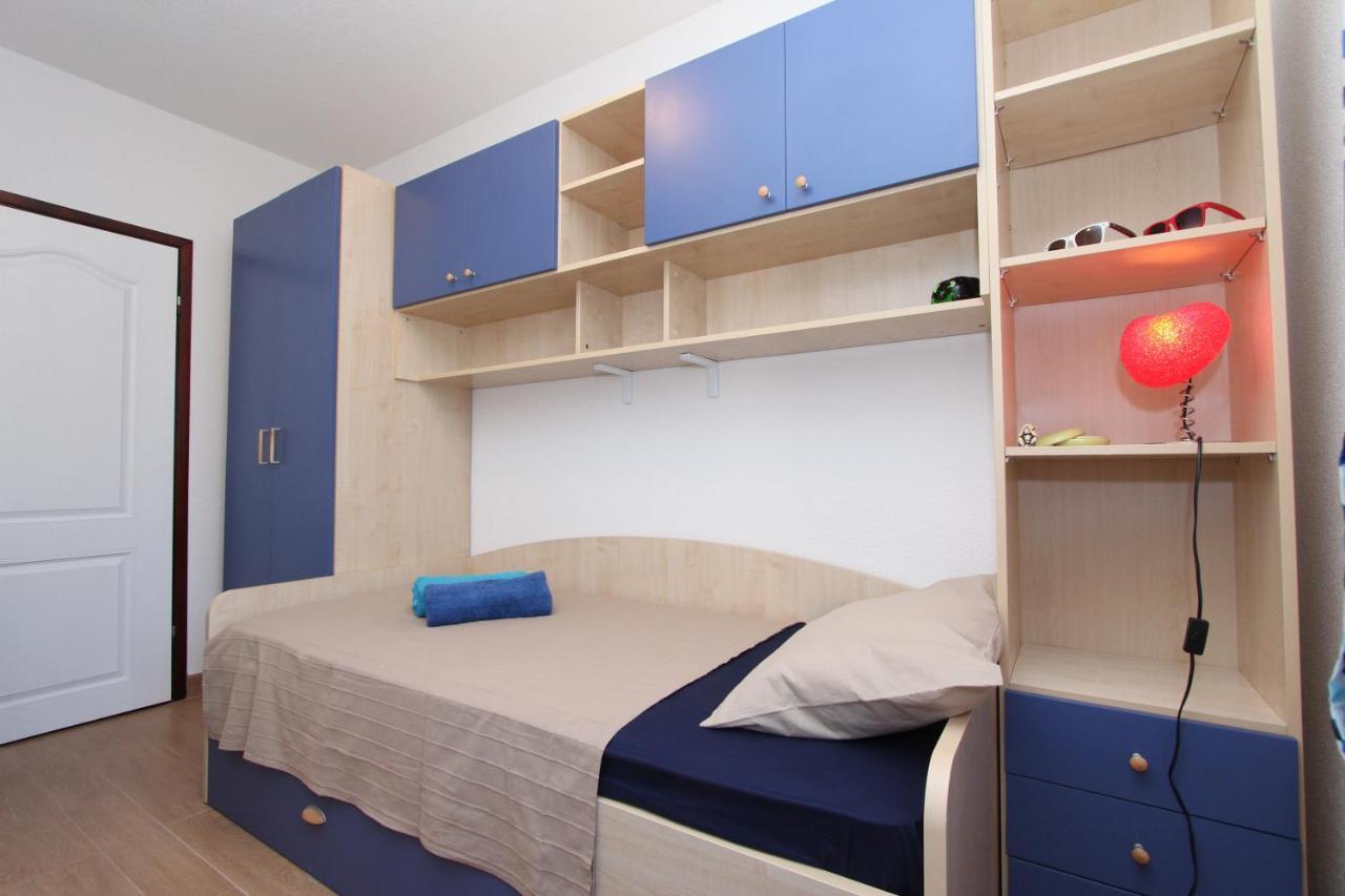 Holiday House Alex روفينج المظهر الخارجي الصورة